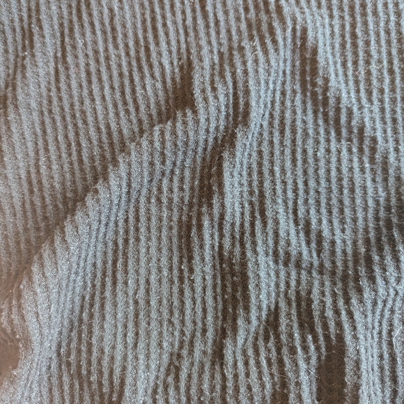 EUC Aeropostale Women's Large Waffle Knit Dolman Mockneck Crop Sweater Black - Picture 4 of 6